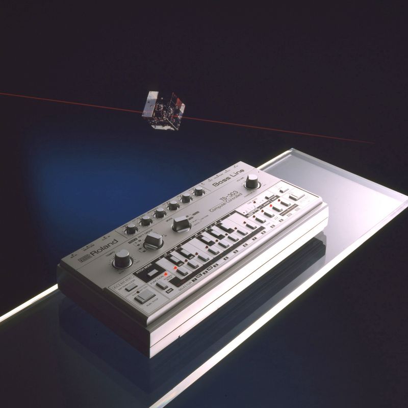 Roland TB-303